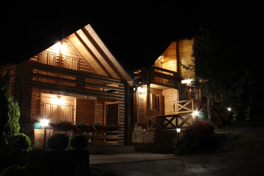 זלאטיבור Villa Natural Wood מראה חיצוני תמונה