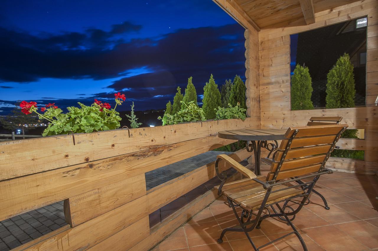 זלאטיבור Villa Natural Wood מראה חיצוני תמונה